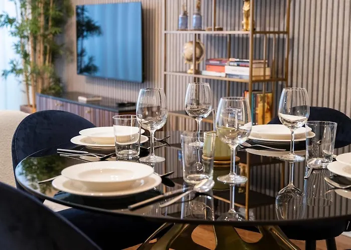 Lux Center Ex * フンシャル