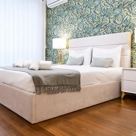 Lux Center Ex Funchal (Madeira)